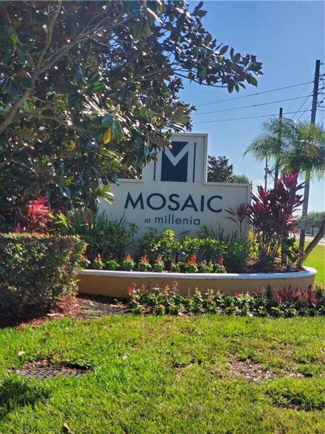 Building Photo - Stylish 2 Bed, 2 Bath Corner Unit in Gated...