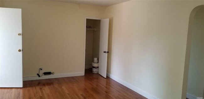 Building Photo - 254-3-254-73 73rd Rd