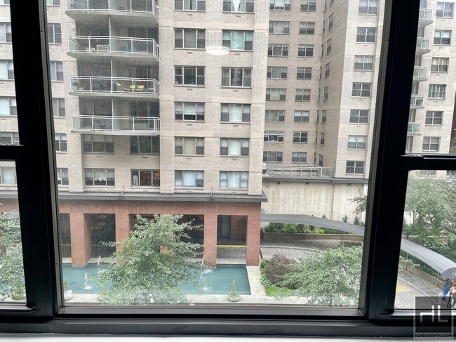 Building Photo - EAST 56 STREET
