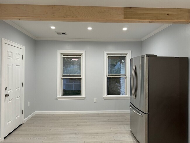 Foto del edificio - 107 Harrison St