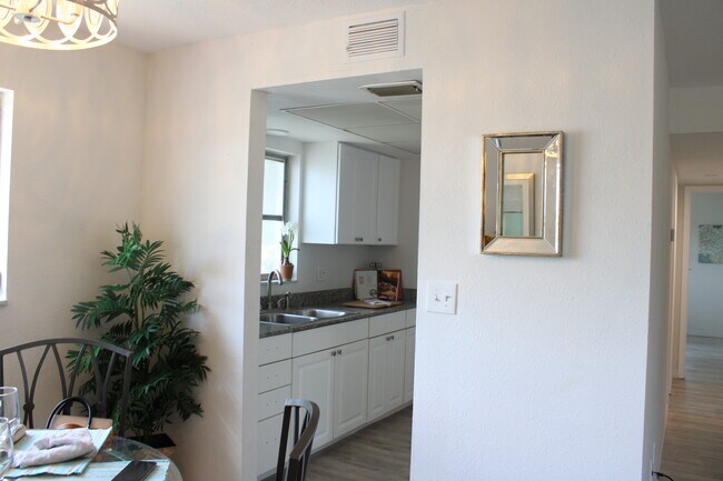 Entry to Kitchen - 6026 22nd Ave N