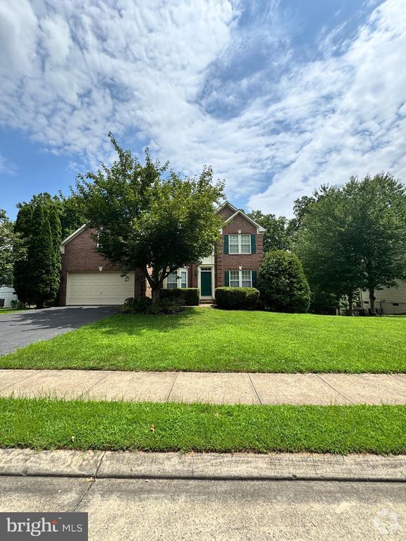 Building Photo - 15417 Duckling Pl
