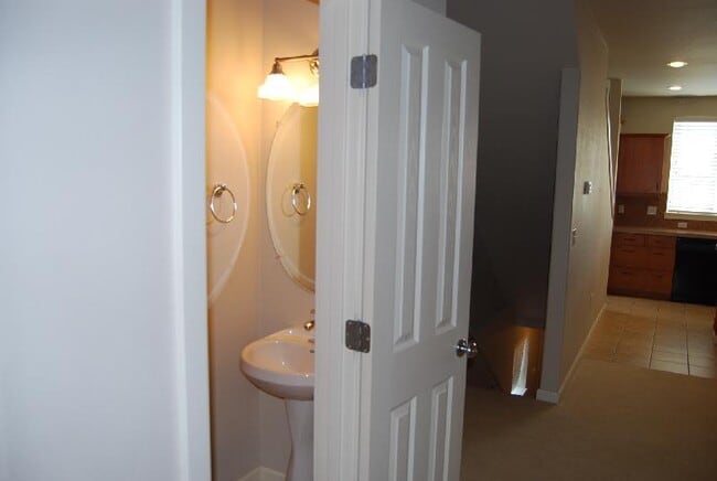 Photo - Low Maintenance, High Enjoyment in Salmon ... House