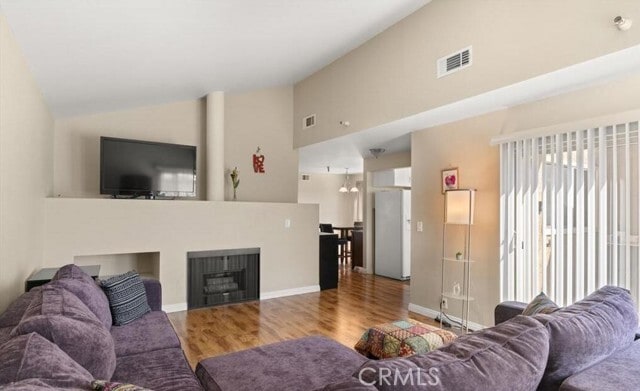 Building Photo - 5473 Twin Lakes Dr