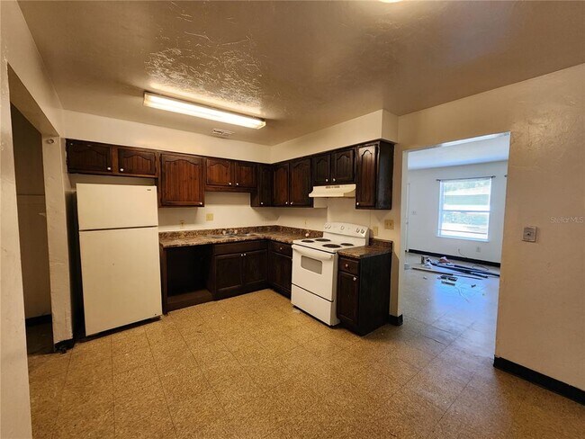 Foto del edificio - 5817 NW 23rd Terrace