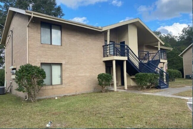 Foto del edificio - 300 Cobb Mill Rd