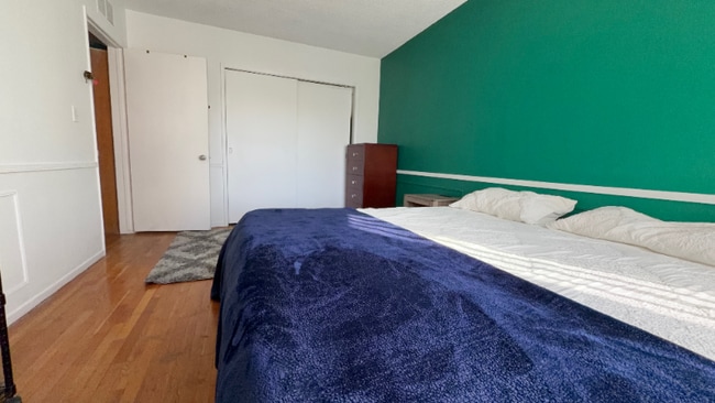 Foto del edificio - 1135 Glenville Dr