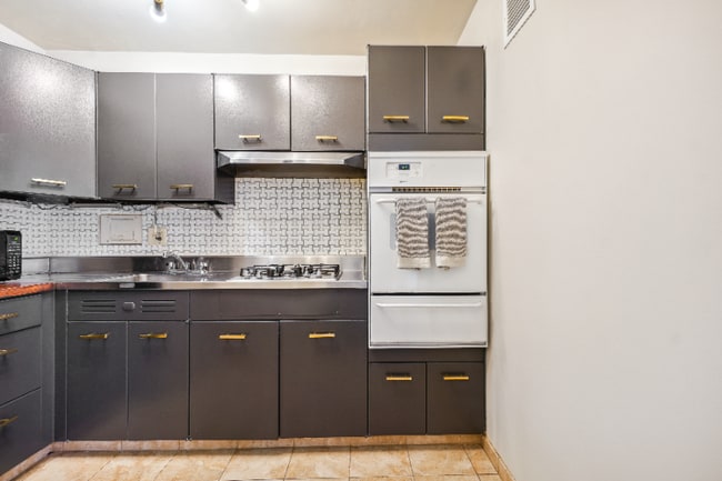 Photo - 2401 H St NW Apartment