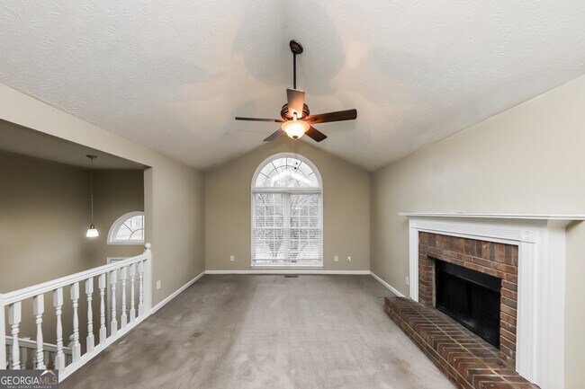 Foto del edificio - 28 Loxley Ct