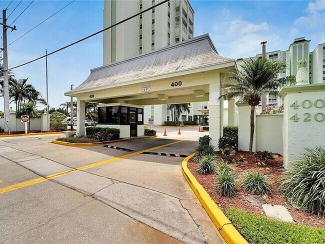 Building Photo - Available on May 27 - Stunning Furnished Waterfront Condo – 2 Beds / 2 Baths with Gulf-to-Bay Views!