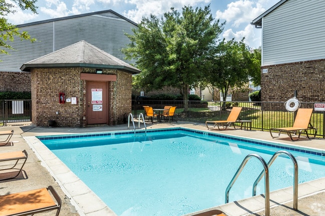 Building Photo - The Berkley