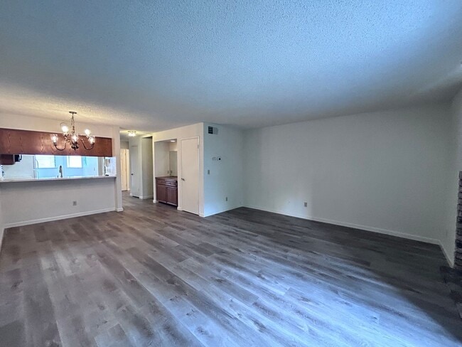 Building Photo - Two Bedroom 2.5 Bathroom Condo in Citrus H...