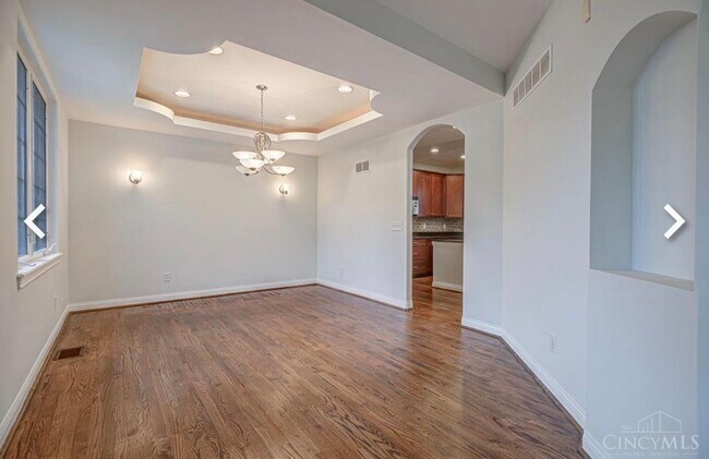 Foto del edificio - 3323 Devonian Dr