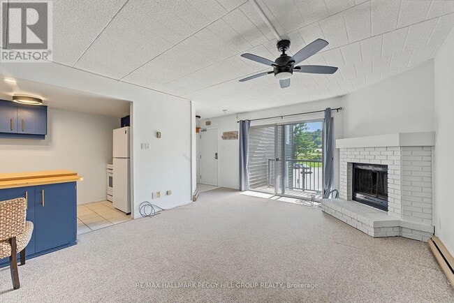 Building Photo - 1102 Horseshoe Valley Rd W