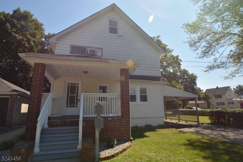 Primary Photo - 21 Locust St