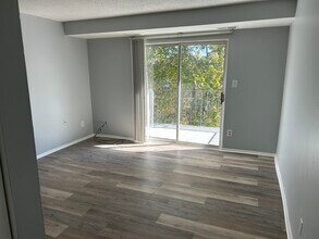Building Photo - 11913 Tarragon Rd