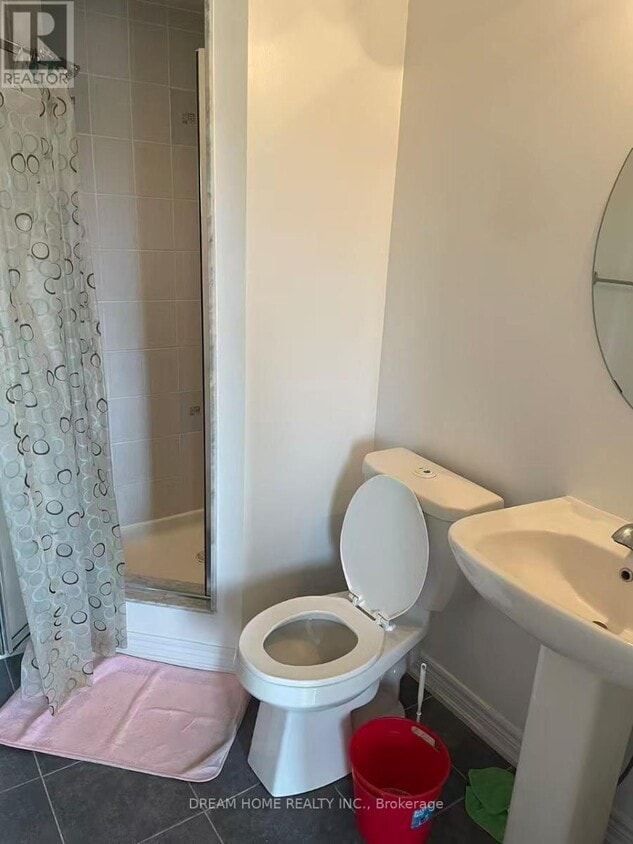 Building Photo - 9868 McCowan Rd