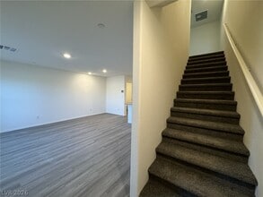 Building Photo - 5012 Apple Mesa Ave