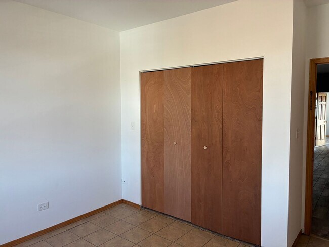 Building Photo - 5309 30th Pl