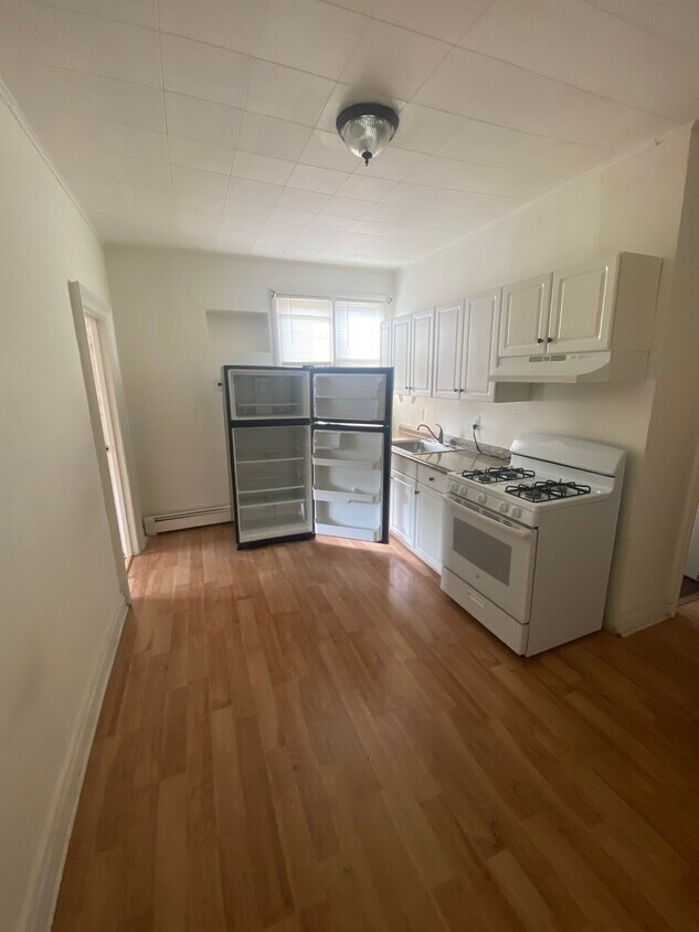Foto principal - 168 W 21st St