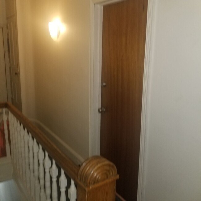 Foto del edificio - 8022 Pine Rd