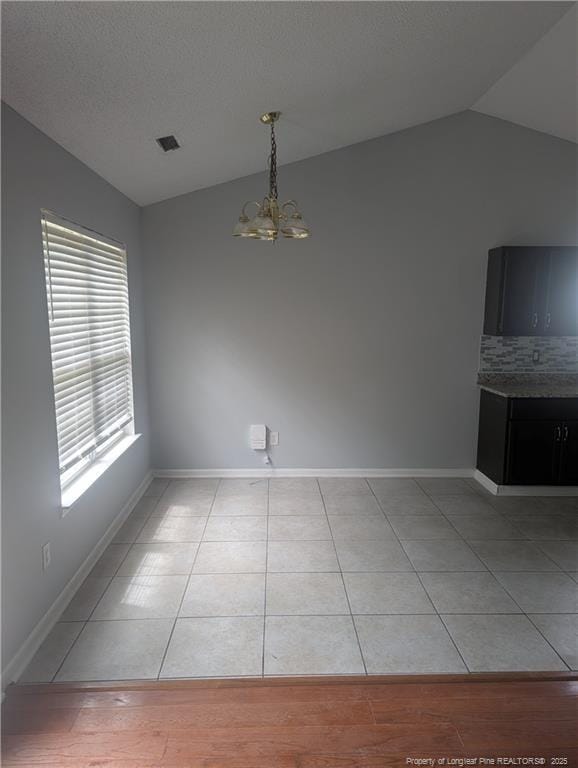 Foto del edificio - 814 Nighthawk Pl