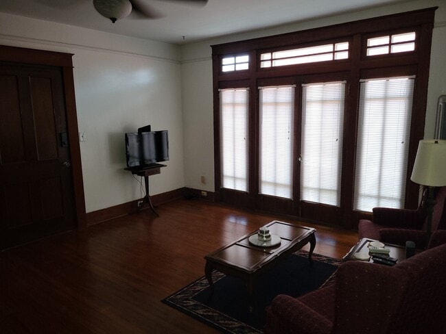 Living Room - 2231 Marengo St
