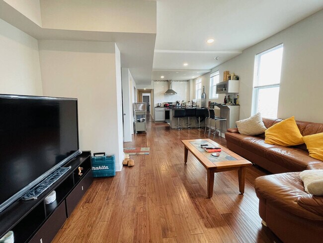 Foto del edificio - 3739 S Wood St