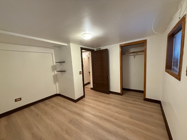 Foto del edificio - 6906 N Wayne Ave