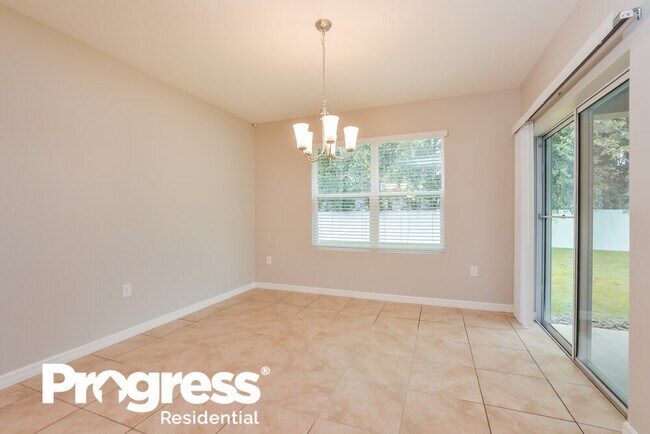 Foto del edificio - 1730 Point O Woods Ct