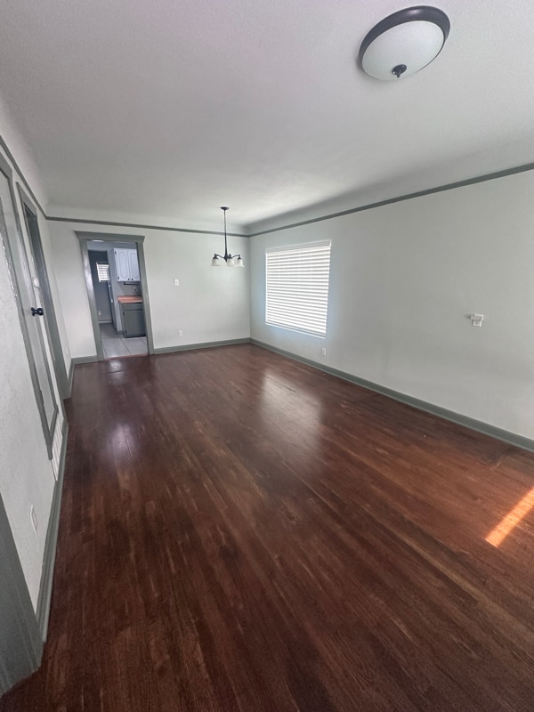 Foto del edificio - 3211 Savannah Ave