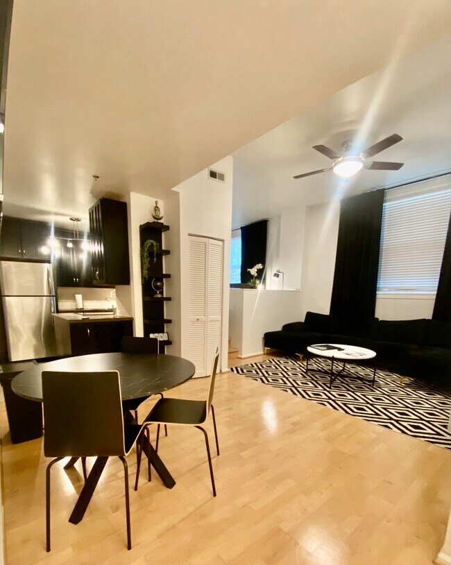 Foto del edificio - 321 Belt Ave