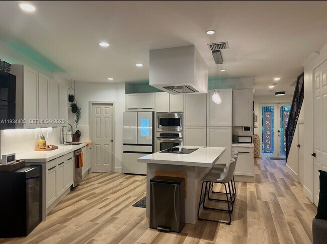 Foto del edificio - 407 SW 5th St