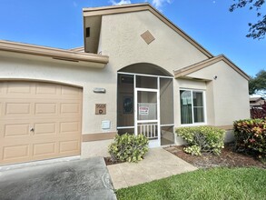 Building Photo - 9663 Boca Gardens Cir N