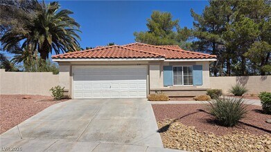 Building Photo - 604 Palmwood Ln