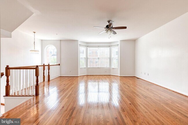 Foto del edificio - 15330 Tewkesbury Pl