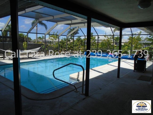 Foto del edificio - 3716 SE 13th Pl
