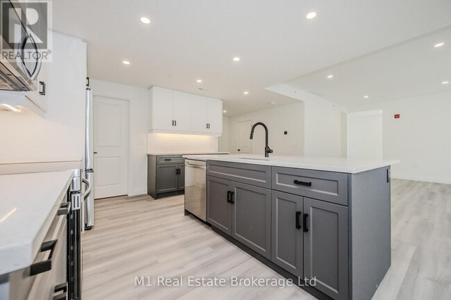 Building Photo - 99B Farley Rd