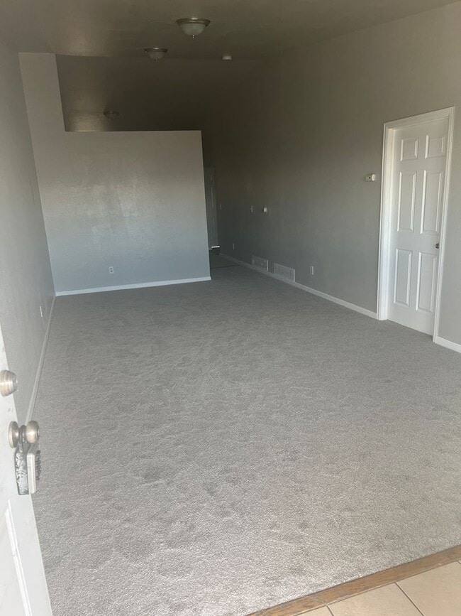 Foto del edificio - Great 3 Bedroom 2 Bath unit