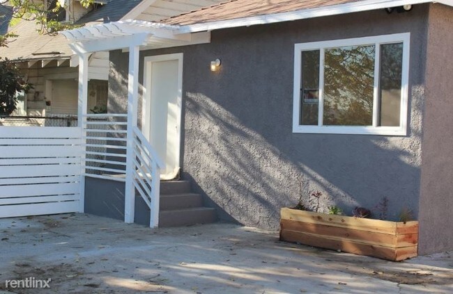 Building Photo - 3439 Marmion Way