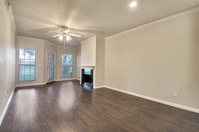Foto del edificio - 2524 Preston Rd