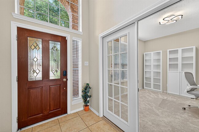 Foto del edificio - 6230 Hollydale Ridge Ln