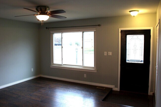 Foto del edificio - 43592 Champlain Ct