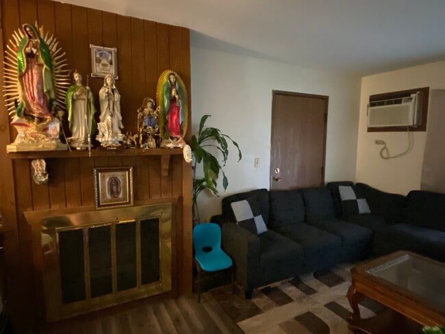 Foto del edificio - 2270 Century Point Ln