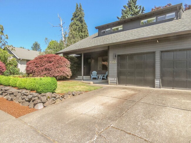 Foto del edificio - Coming Soon !!! 4 Bedroom Tualatin Home Available - Inquire today !!!