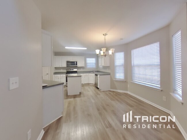 Building Photo - 400 Mica Trail