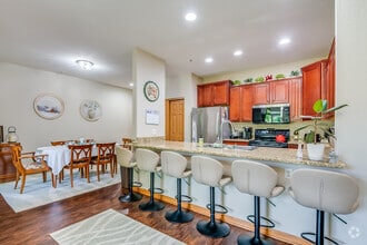 Interior Photo - 625 Shepherd Ct