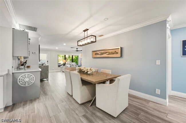 Foto del edificio - 530 108th Ave N