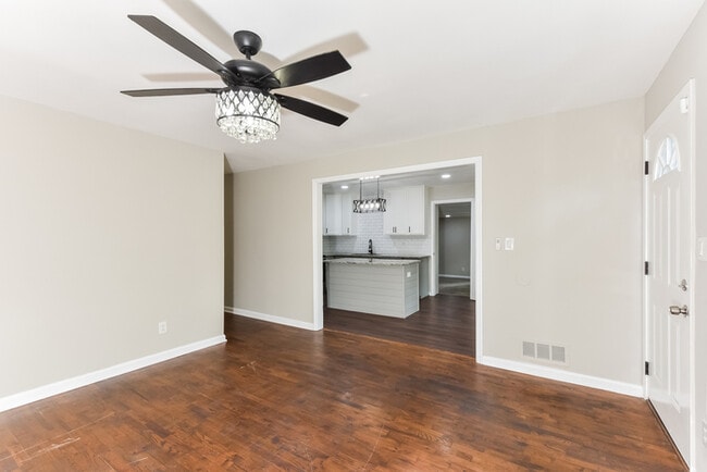 Foto del edificio - 2362 Macon Dr SW