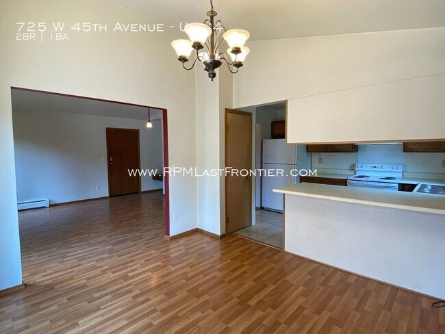 Foto del edificio - 725 W 45th Ave